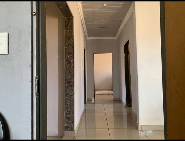 3 BEDROOM HOUSE FOR SALE IN MOHLAKENG